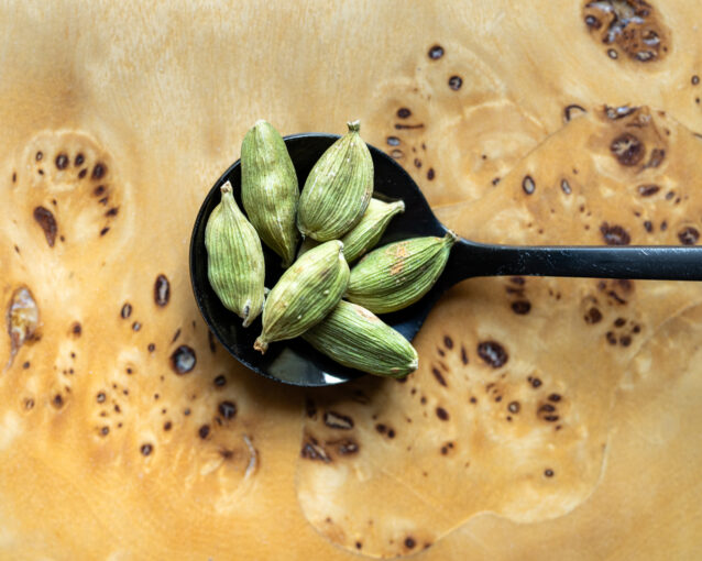 cardamom pods